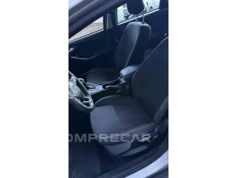 FOCUS 2.0 SE FASTBACK 16V FLEX 4P POWERSHIFT