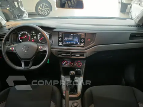 Polo Track 1.0 Flex 12V 5p