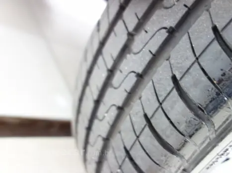 CELTA - 1.0 MPFI LT 8V 4P MANUAL