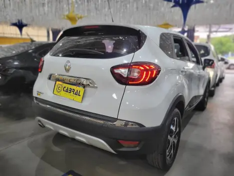 CAPTUR Intense 2.0 16V Flex 5p Aut.