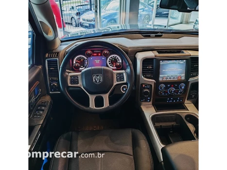 CLASSIC 5.7 V8 GASOLINA LARAMIE NIGHT EDITION CD 4X4 AUTOMÁT