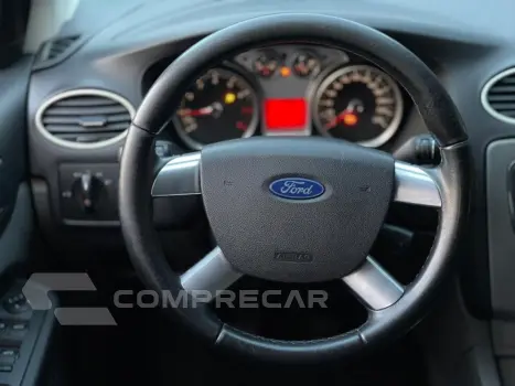 FOCUS 1.6 GLX 16V FLEX 4P MANUAL