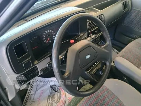ESCORT 1.8 Guarujá 8V