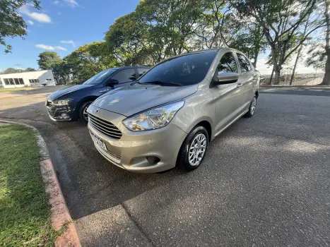 FORD KA + 1.5 SE 16V 4 portas