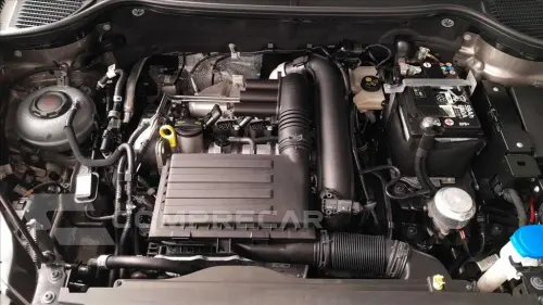 TAOS 1.4 250 TSI TOTAL FLEX HIGHLINE AUTOMÁTICO