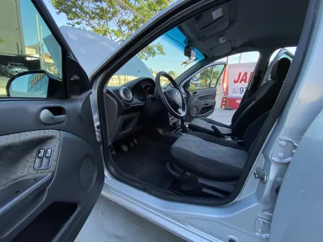 FIESTA 1.0 Ecoboost SE Hatch 12V