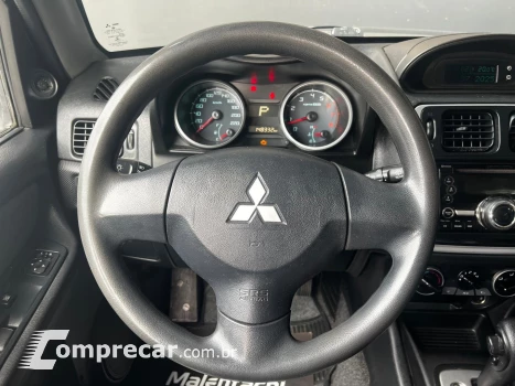 PAJERO TR4 2.0 4X2 16V 140CV FLEX 4P AUTOMÁTICO