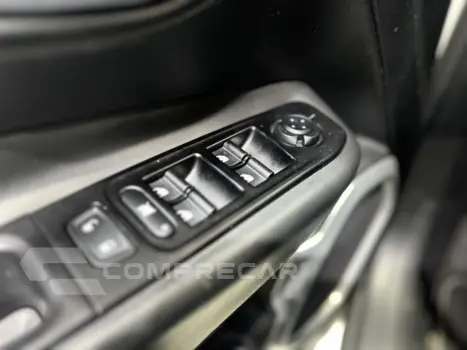 RENEGADE 1.8 16V FLEX LONGITUDE 4P AUTOMÁTICO