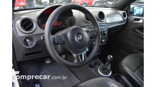 Volkswagen SAVEIRO - 1.6 CROSS CE 8V 2P MANUAL 2 portas