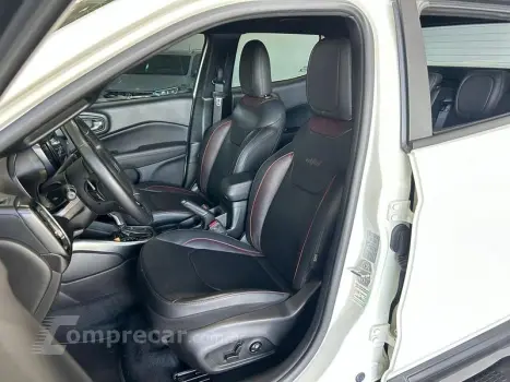 TORO ULTRA 2.0 16V 4x4 TB DIESEL AUT.