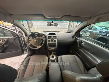 Megane Sedan Dynamique 2.0 16V Aut.