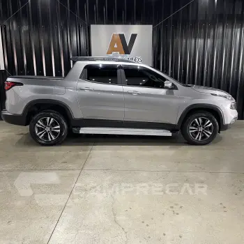 TORO 2.0 16V Turbo Freedom 4WD AT9