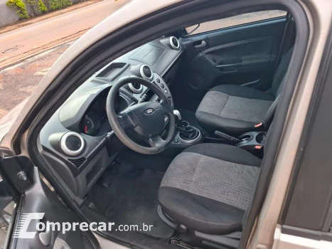 Fiesta 1.6 Mpi Sedan 8V Flex 4P Manual