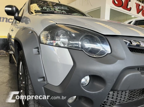 STRADA 1.8 MPI Adventure CD 8V