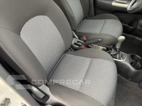 MARCH SV 1.6 16V Flex Fuel