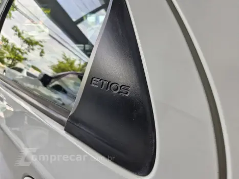 ETIOS 1.5 XLS SEDAN 16V FLEX 4P MANUAL