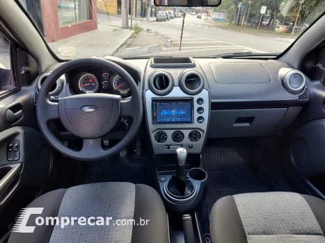 FIESTA 1.6 MPI Class Sedan 8V