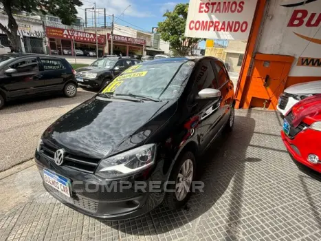 Volkswagen FOX - 1.6 MI ROCK IN RIO 8V 4P MANUAL 4 portas
