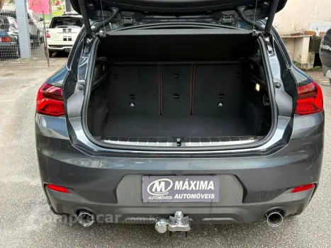 X2 2.0 16V Turbo Sdrive20i M Sport X Steptronic