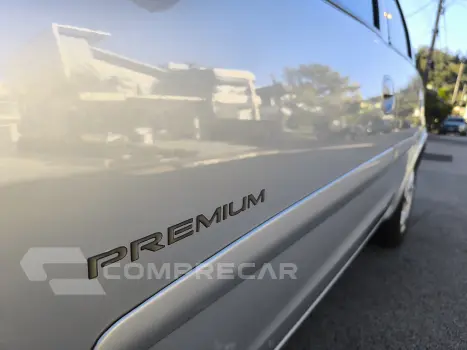 CORSA 1.4 MPFI Premium Sedan 8V