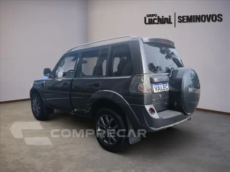 PAJERO TR4 2.0 4X2 16V 140CV FLEX 4P MANUAL