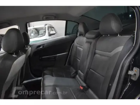 VECTRA SEDAN - 2.0 MPFI ELEGANCE 8V 4P MANUAL