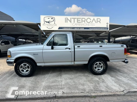 F-1000 2.5 XLT 4X2 CS 8V Turbo