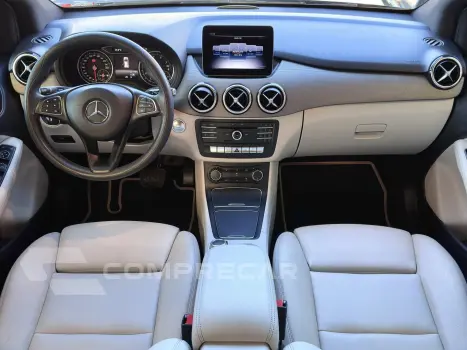 B 200 1.6 CGI FLEX 7G-DCT