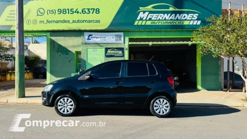 Volkswagen FOX 1.6 MI 8V 4 portas