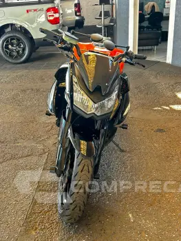 Z 1000