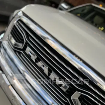 2500 6.7 I6 Turbo Laramie CD 4X4