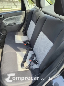 FIESTA 1.6 MPI Sedan 8V