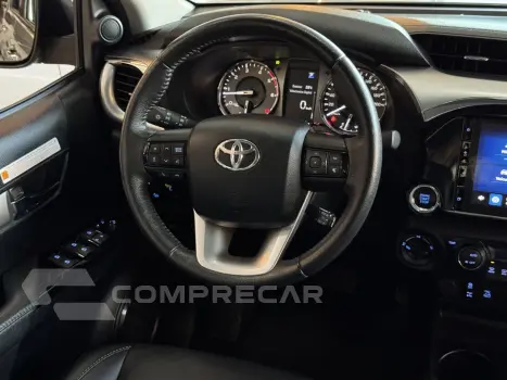 Hilux Caminhonete 2.8 16V SRV 4X4 DIESEL CABINE DUPLA AUTOMÁ