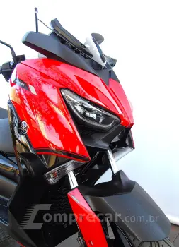 YAMAHA XMAX ABS