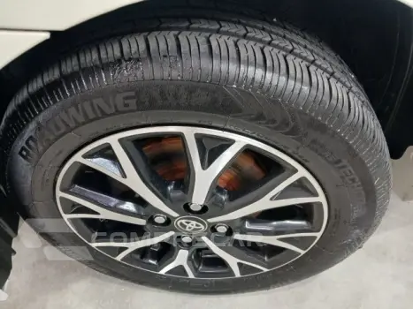 ETIOS SEDAN - 1.5 PLATINUM SEDAN 16V 4P AUTOMÁTICO