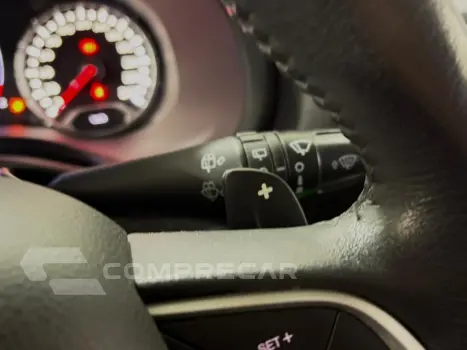 RENEGADE 1.8 16V FLEX LONGITUDE 4P AUTOMÁTICO