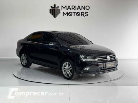 Volkswagen JETTA 2.0 TSI HIGHLINE 211CV GASOLINA 4P TIPTRONIC 4 portas