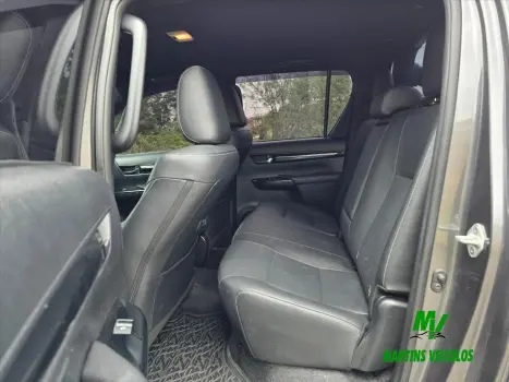 HILUX 2.8 SRX 4X4 CD 16V