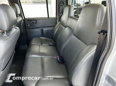 S10 P-Up Executive 2.4 MPFI F.Power CD