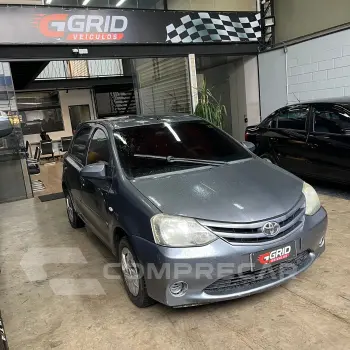 Toyota ETIOS 1.3 X 16V 4 portas
