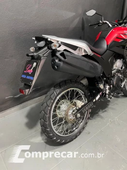 LANDER 250 ABS