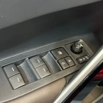 Corolla Cross XRV 1.8 16V Aut. (Híbrido)