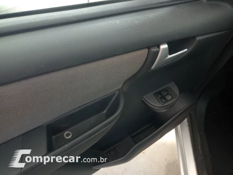 CELTA 1.0 MPFI LT 8V