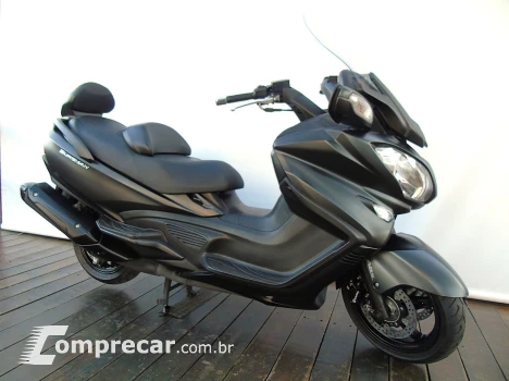 SUZUKI BURGMAN 650 EXECUTIVE