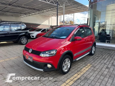 Volkswagen CROSSFOX - 1.6 MI 8V 4P MANUAL 4 portas
