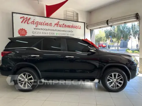 HILUX SW4 2.8 D-4d Turbo SRX 4X4