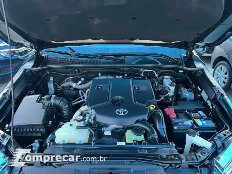 HILUX SW4 2.8 D-4d Turbo SRX 7L 4X4