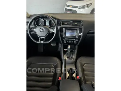 JETTA 2.0 TSI HIGHLINE 211CV GASOLINA 4P TIPTRONIC