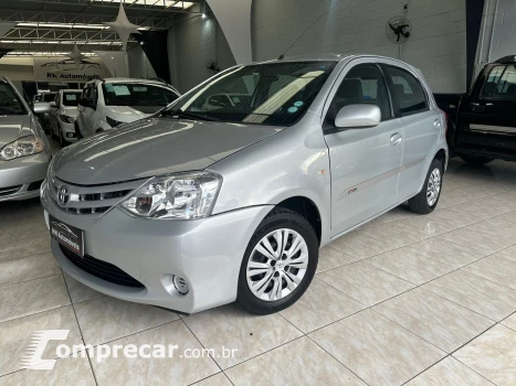 Toyota ETIOS 1.3 XS 16V 4 portas