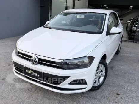 Volkswagen POLO 1.0 MPI TOTAL FLEX MANUAL 4 portas
